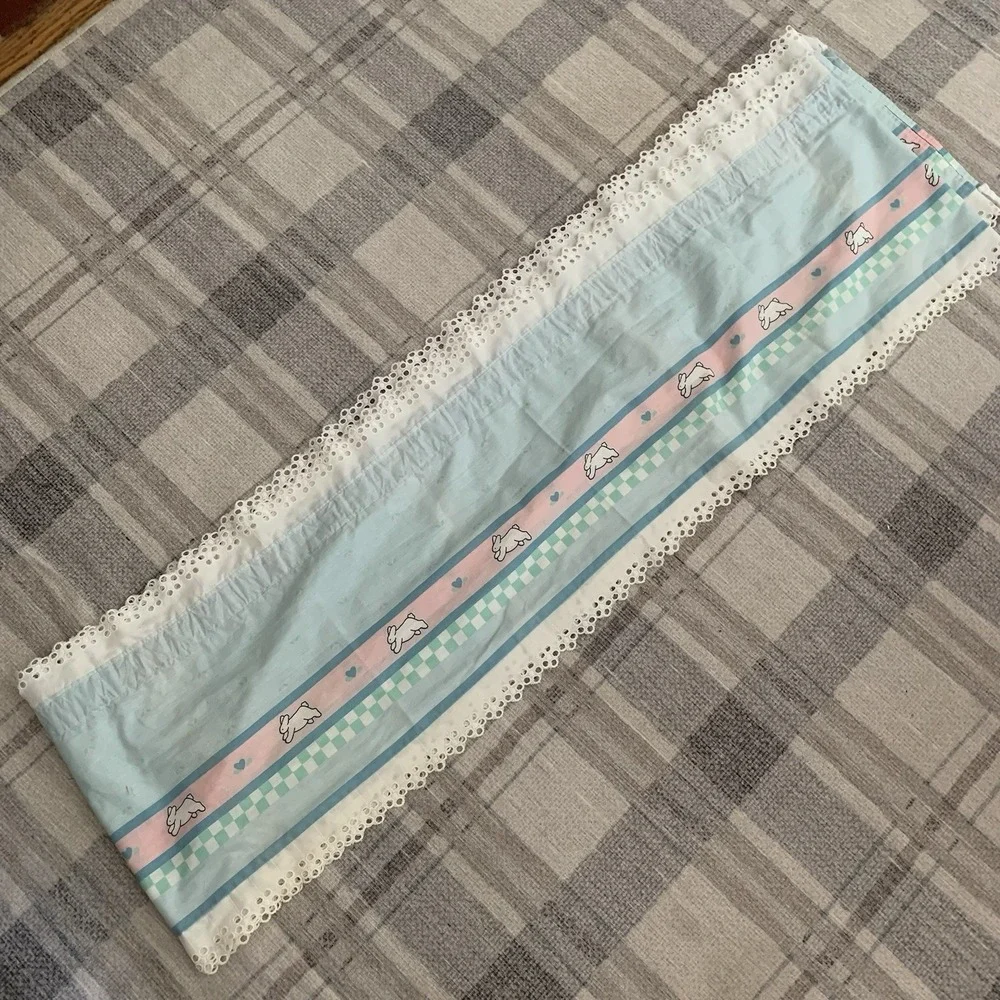 VTG 90s Daisy Kingdom Honey Bunny Crib Comforter With Valance